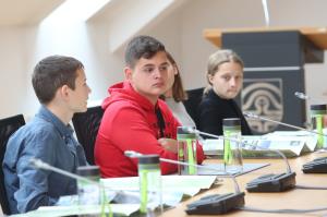 SVETOVNI DAN OTROK - obisk učencev OŠ Notranjski Odred Cerknica 12 FOTO LJUBO VUKELIČ